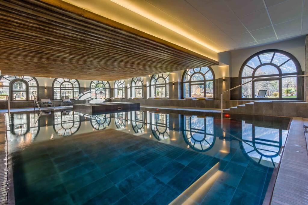 שאמוני Modern 2Br 5* Pool Gym Spa Garage Mont-Blanc View מראה חיצוני תמונה